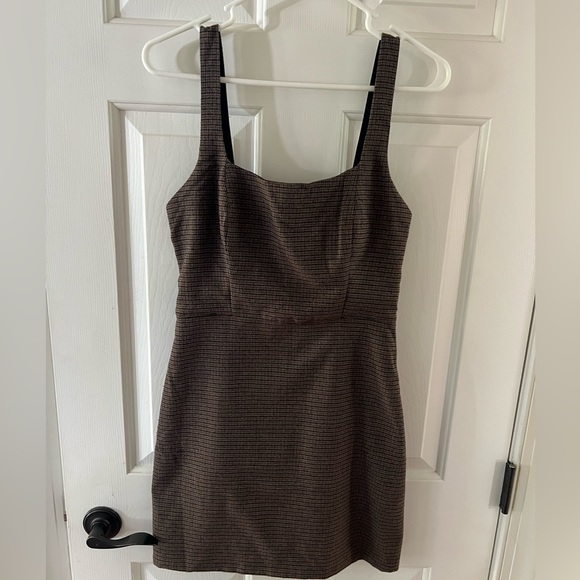 Abercrombie brown plaid dress in size xs tall - Picture 2 of 4